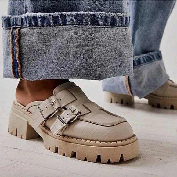 Free People Shoes - Free People Buckle Lyra Lug
Loafers Size 39 US 8